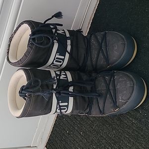 Moon Boots original Navy size 31-34